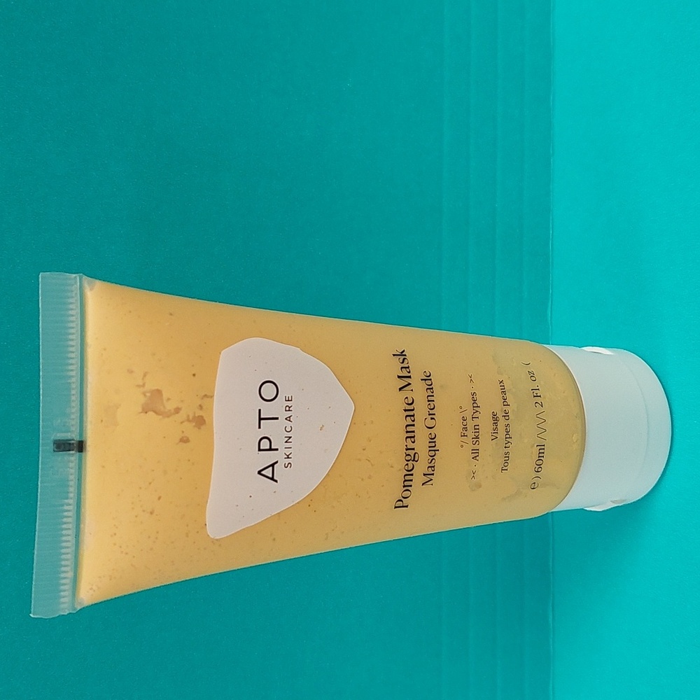 APTO pomegranate mask 2 FL oz